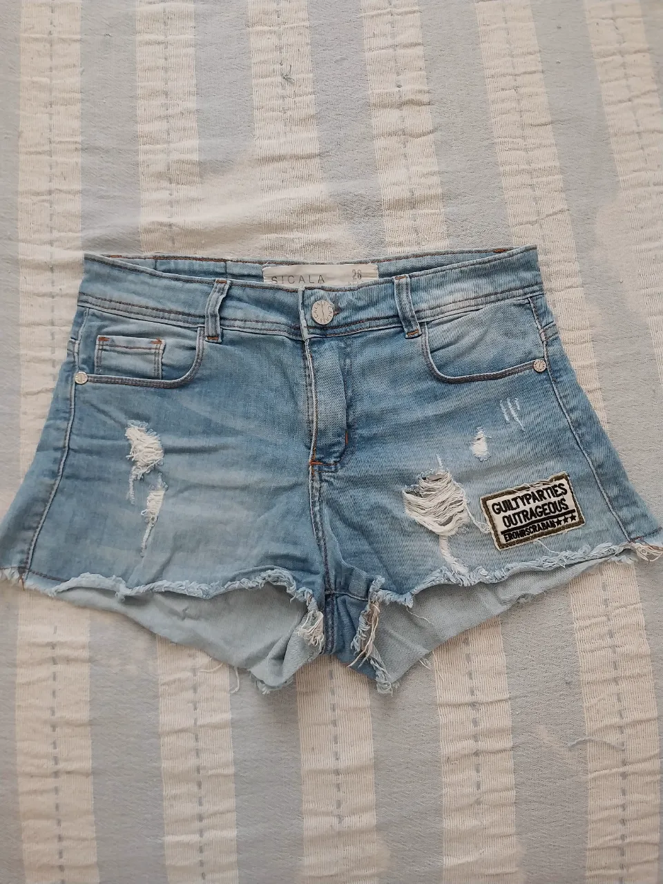 Short Sicala - imagen 2