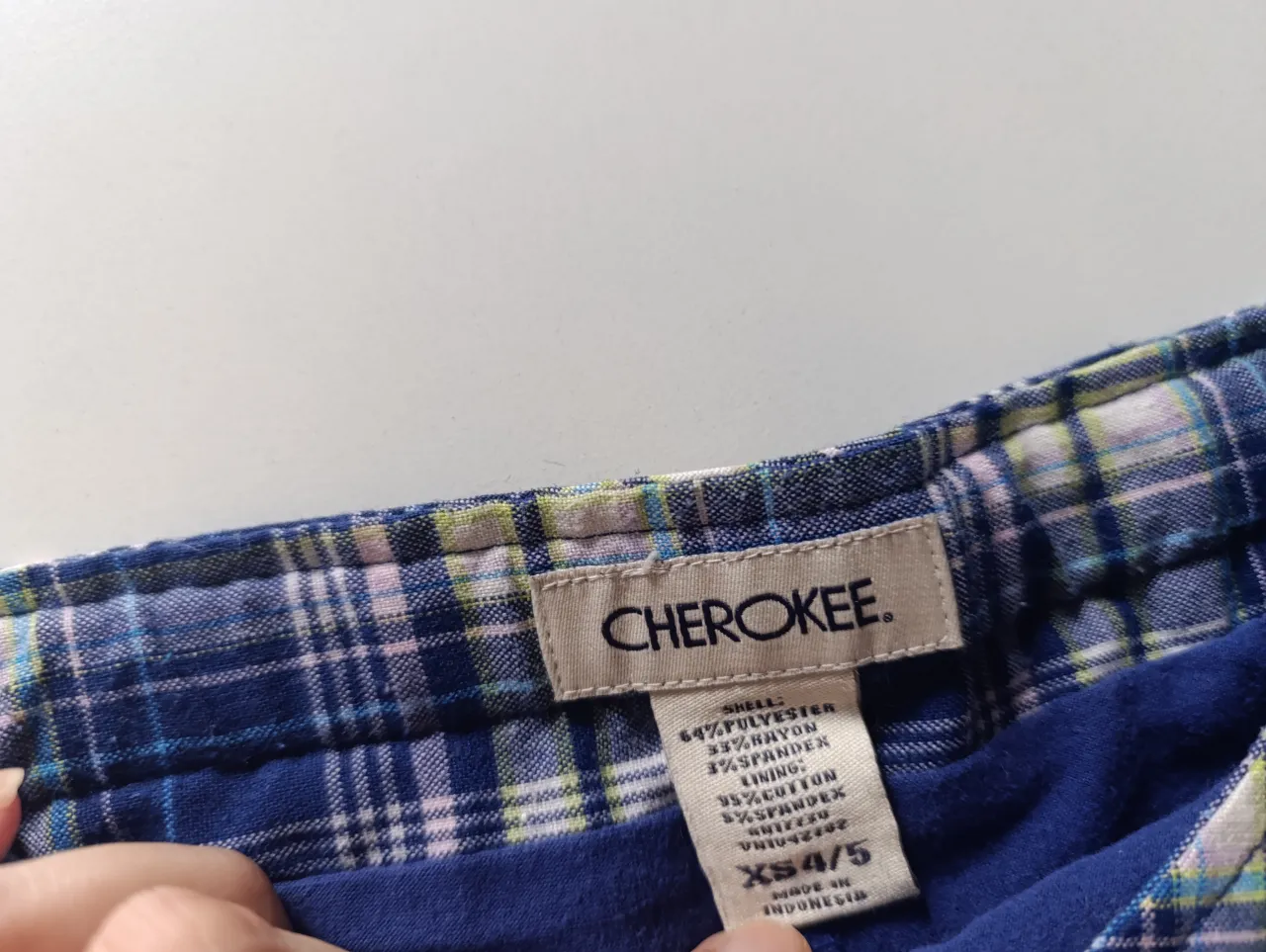 Pollera corta Cherokee - imagen 3