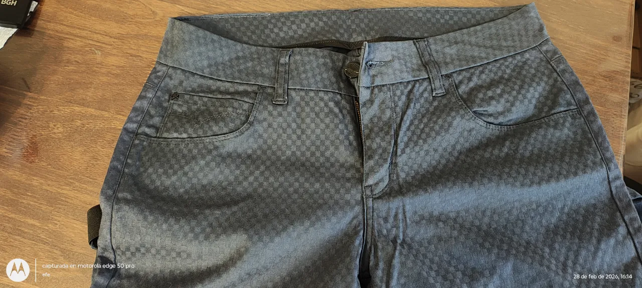 Pantalón Levi's miniatura 4