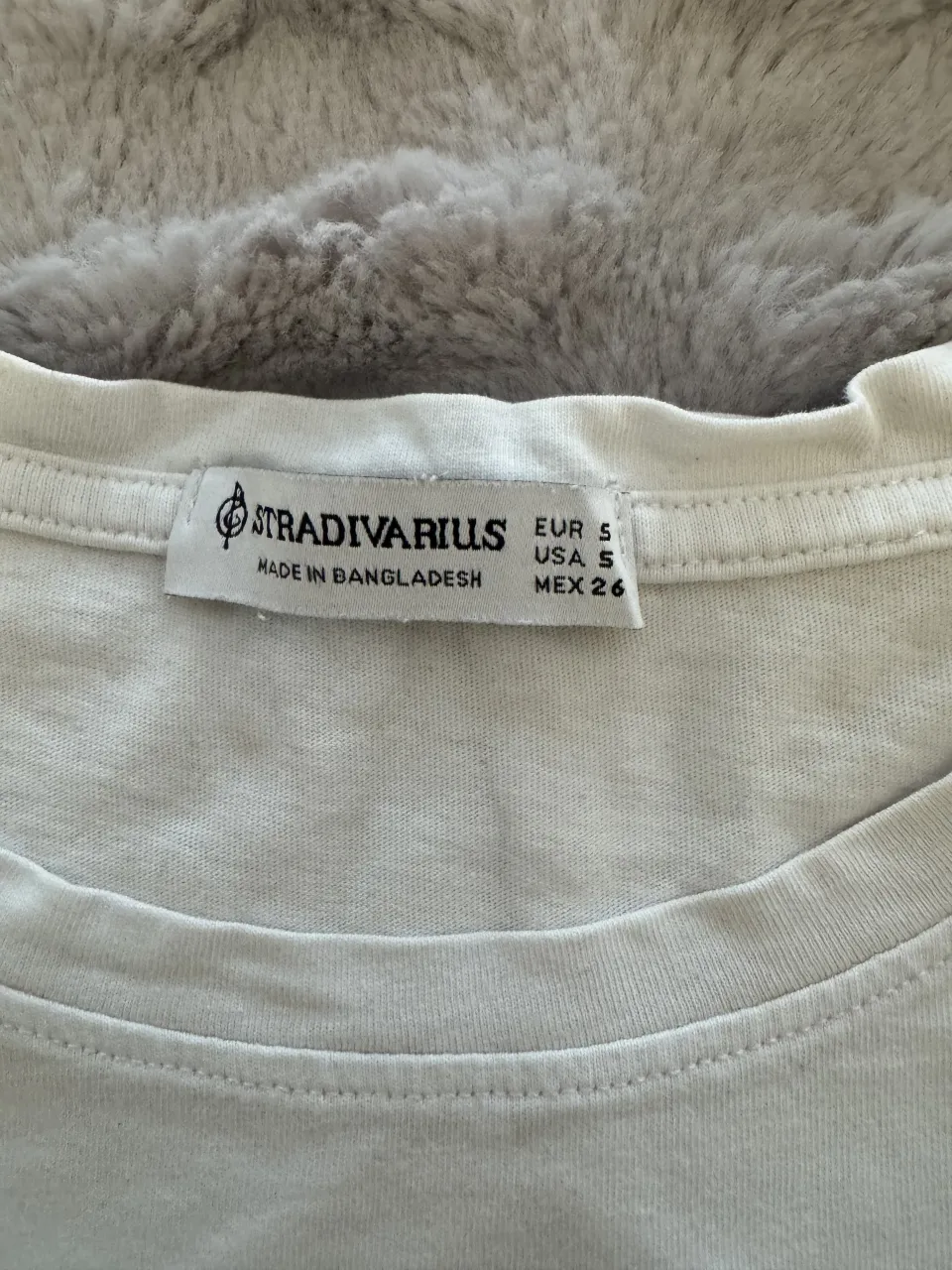 Remera Stradivarius - imagen 2