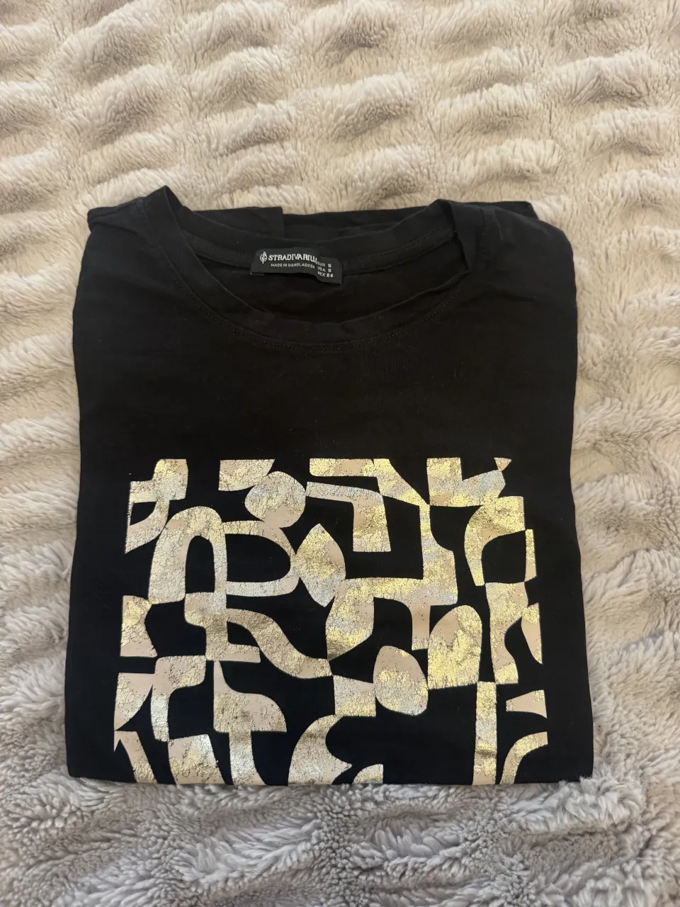 Remera Stradivarius - imagen 1