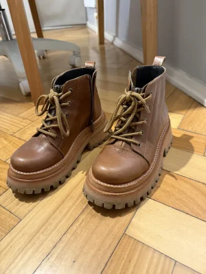 Joku shoes · Talle AR 35