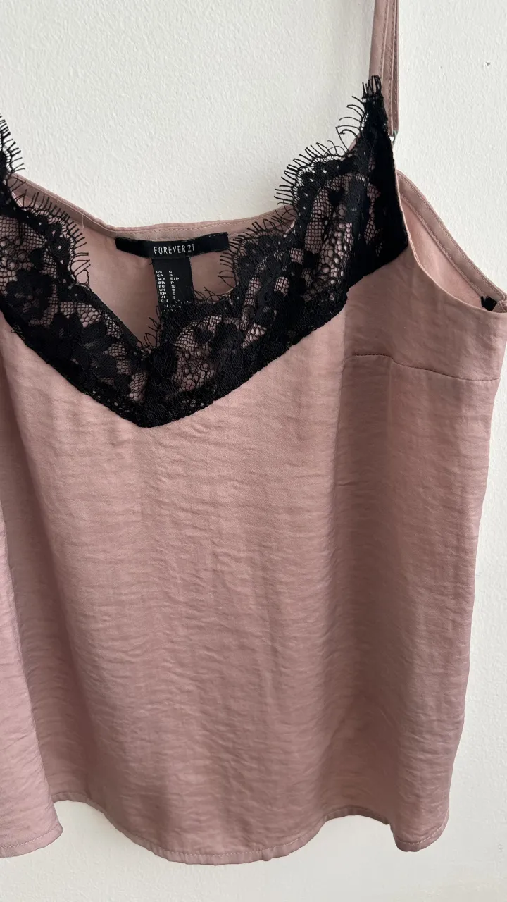 Top Forever 21 - Vista 3