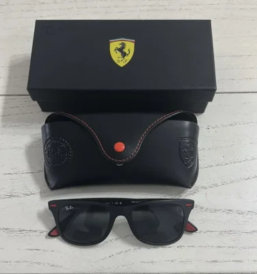 Ray-Ban