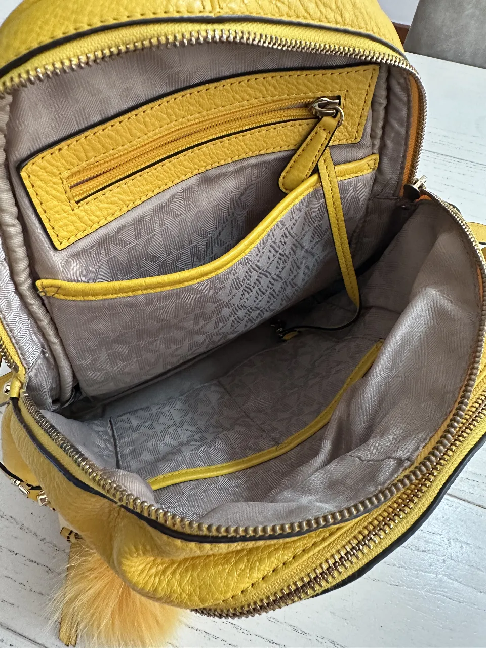 Mochila Michael Kors - imagen 4