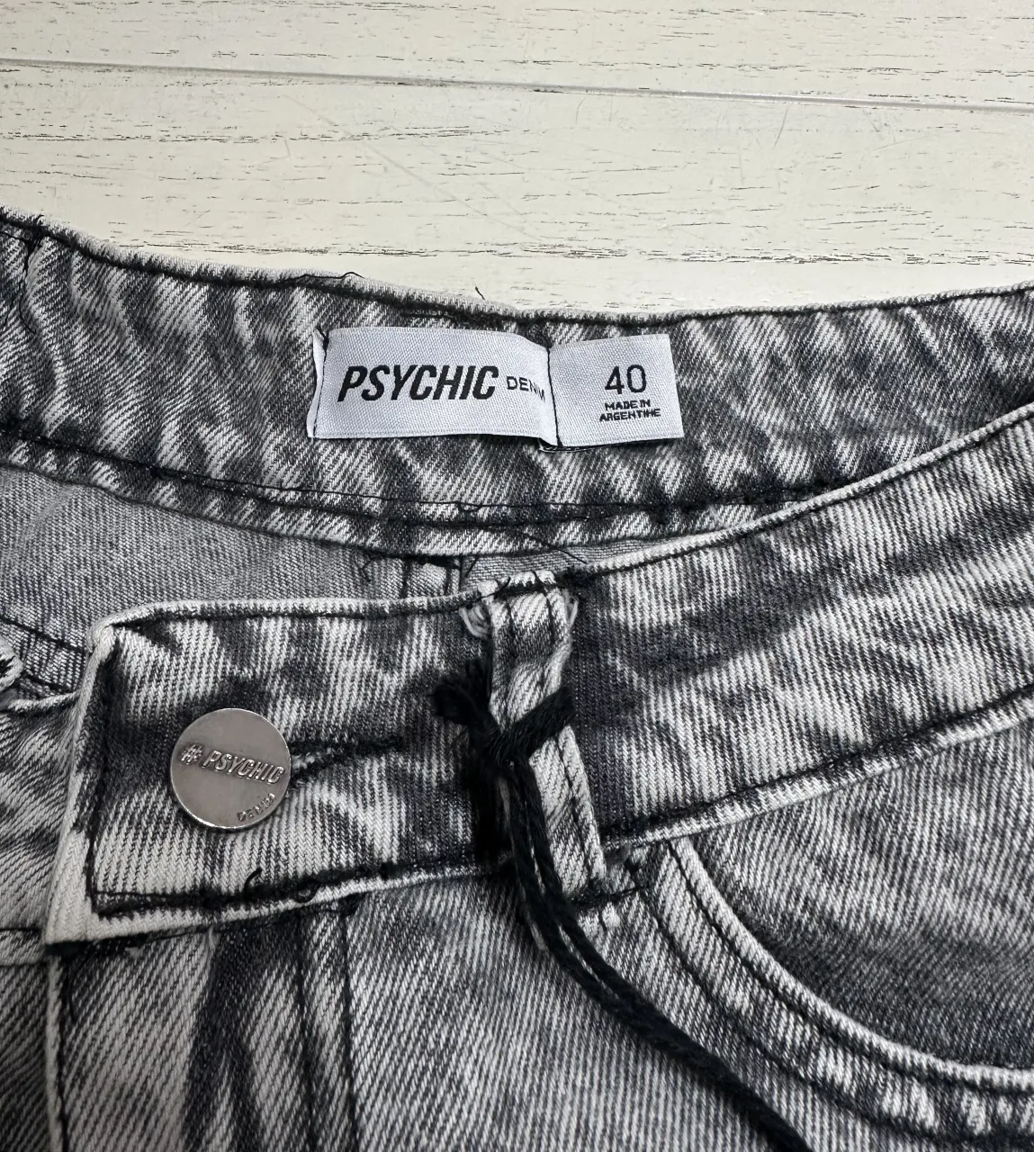 Short PSYCHIC - Vista 2