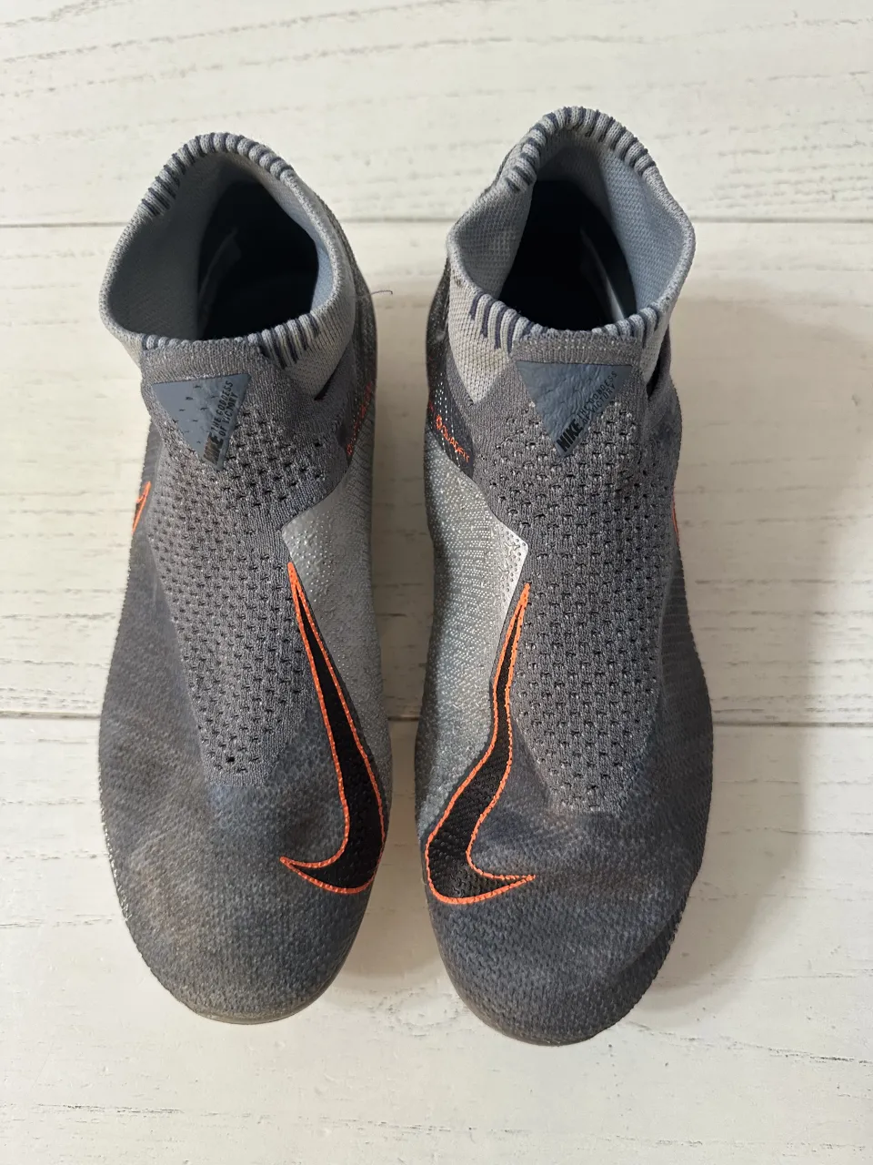 Botín de fútbol Nike - imagen 2