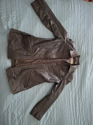 Campera de cuero