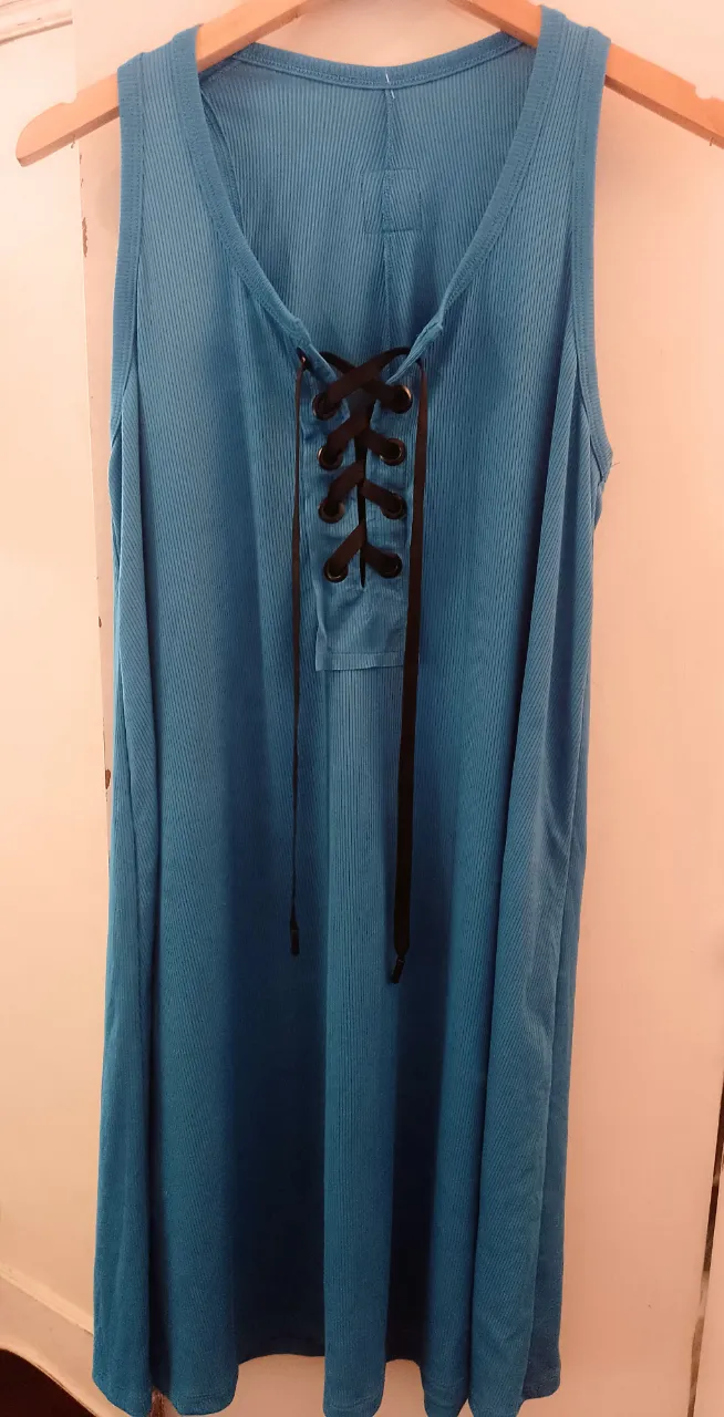 Vestido A.. - imagen 1