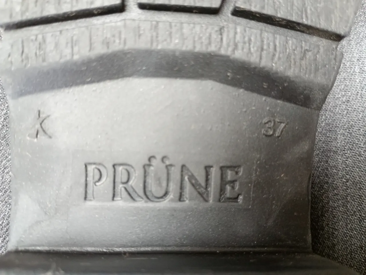 Borcegos Prüne - imagen 3