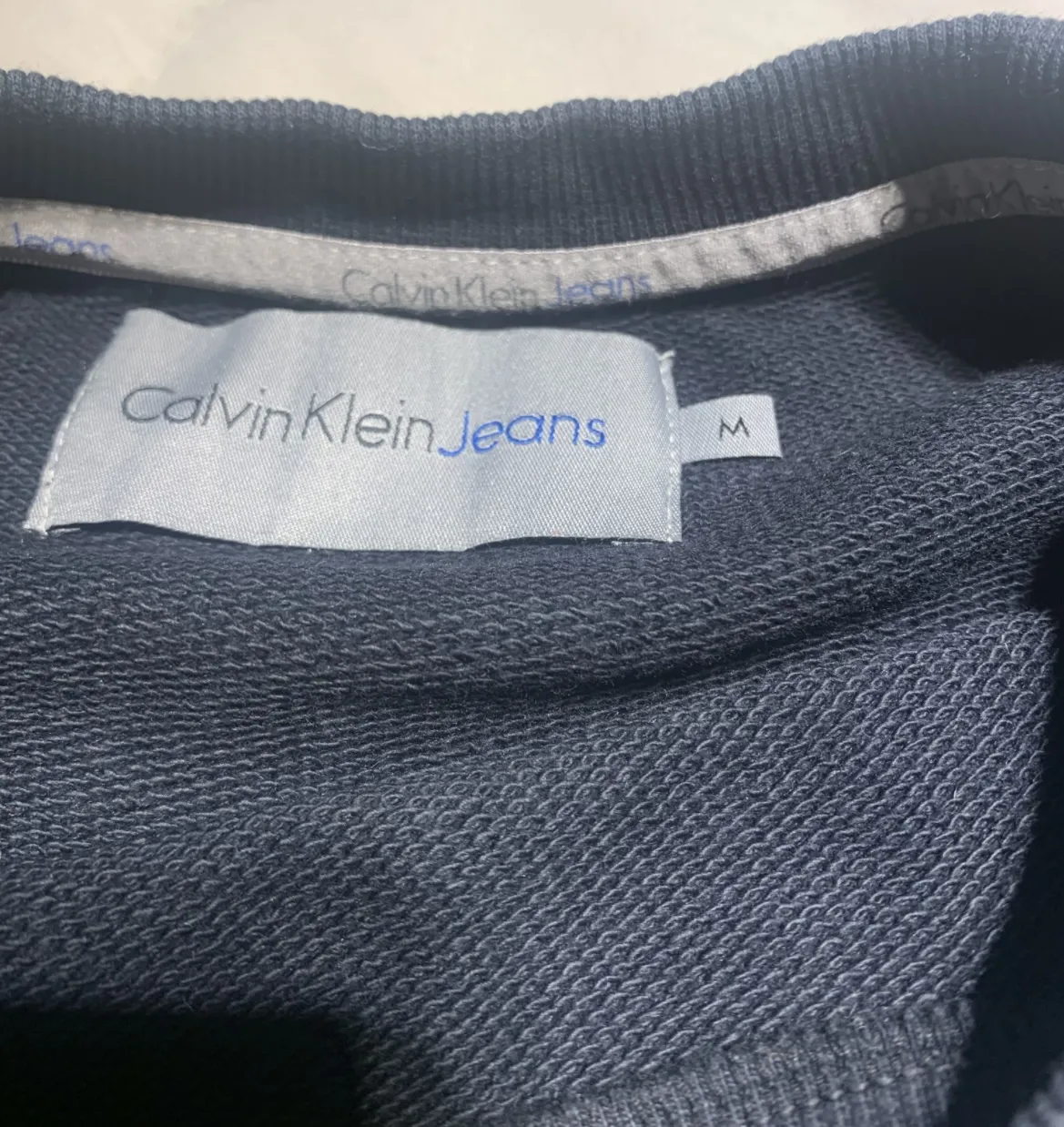 Buzo Calvin Klein - imagen 2