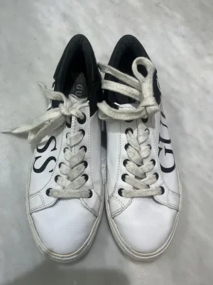 GUESS