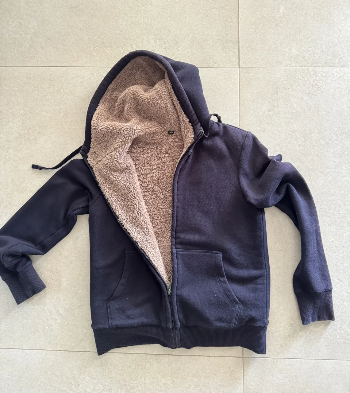 Buzo Uniqlo