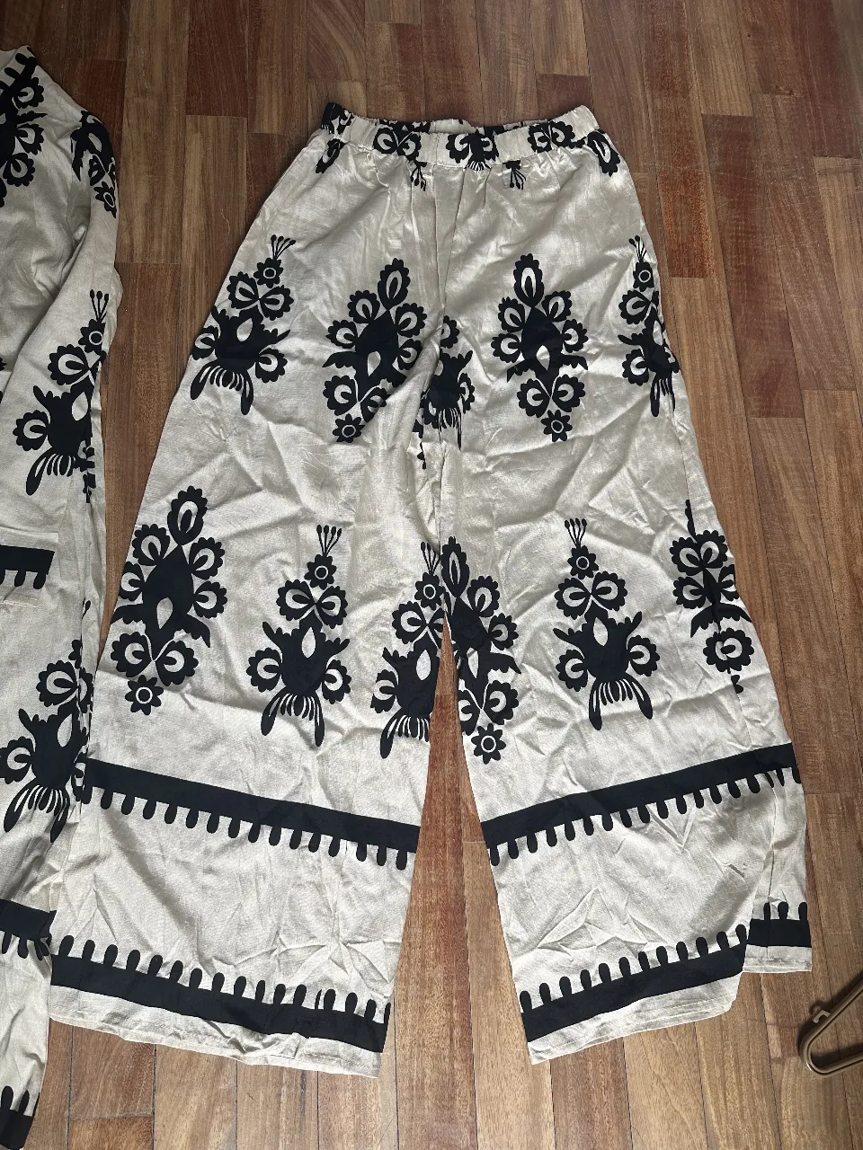 Pantalón Shein - imagen 3