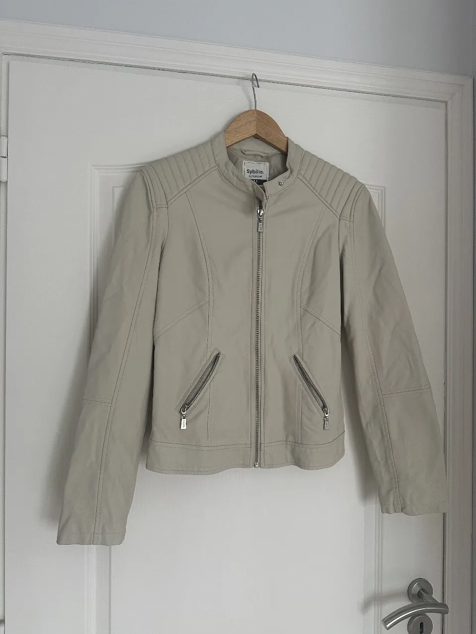 Campera Sybilla - Vista 3