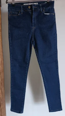 MATERIA JEANS