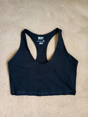 DKNY