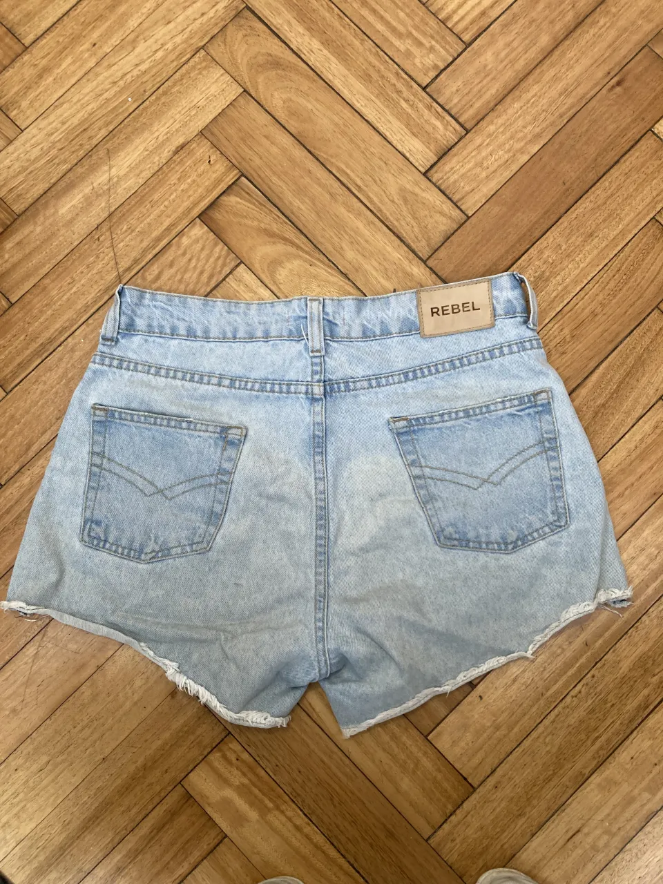 Short Rebel - imagen 2