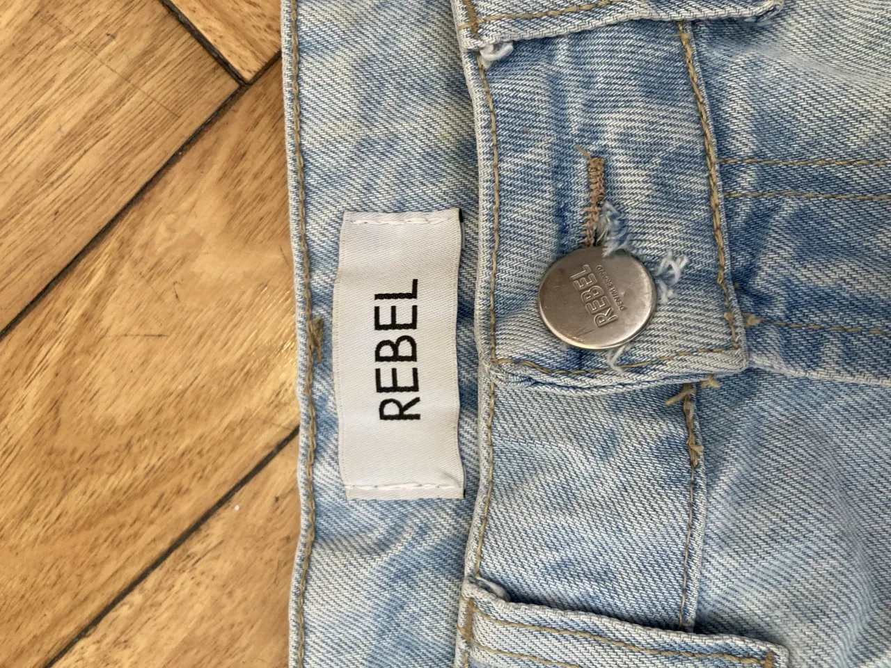 Short Rebel - imagen 6