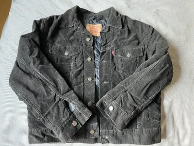 Levi's