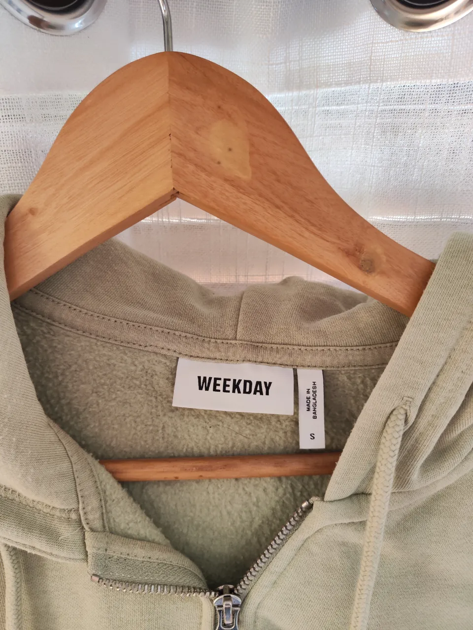 Buzo Weekday - imagen 2