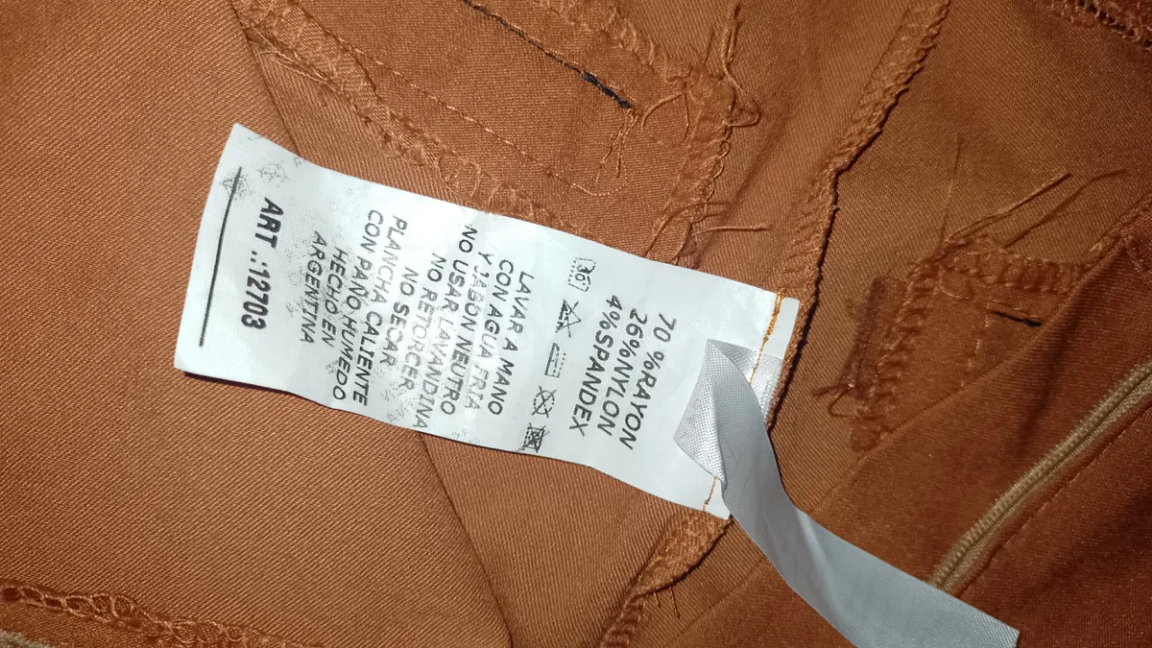 Pantalón A ≠ - imagen 6