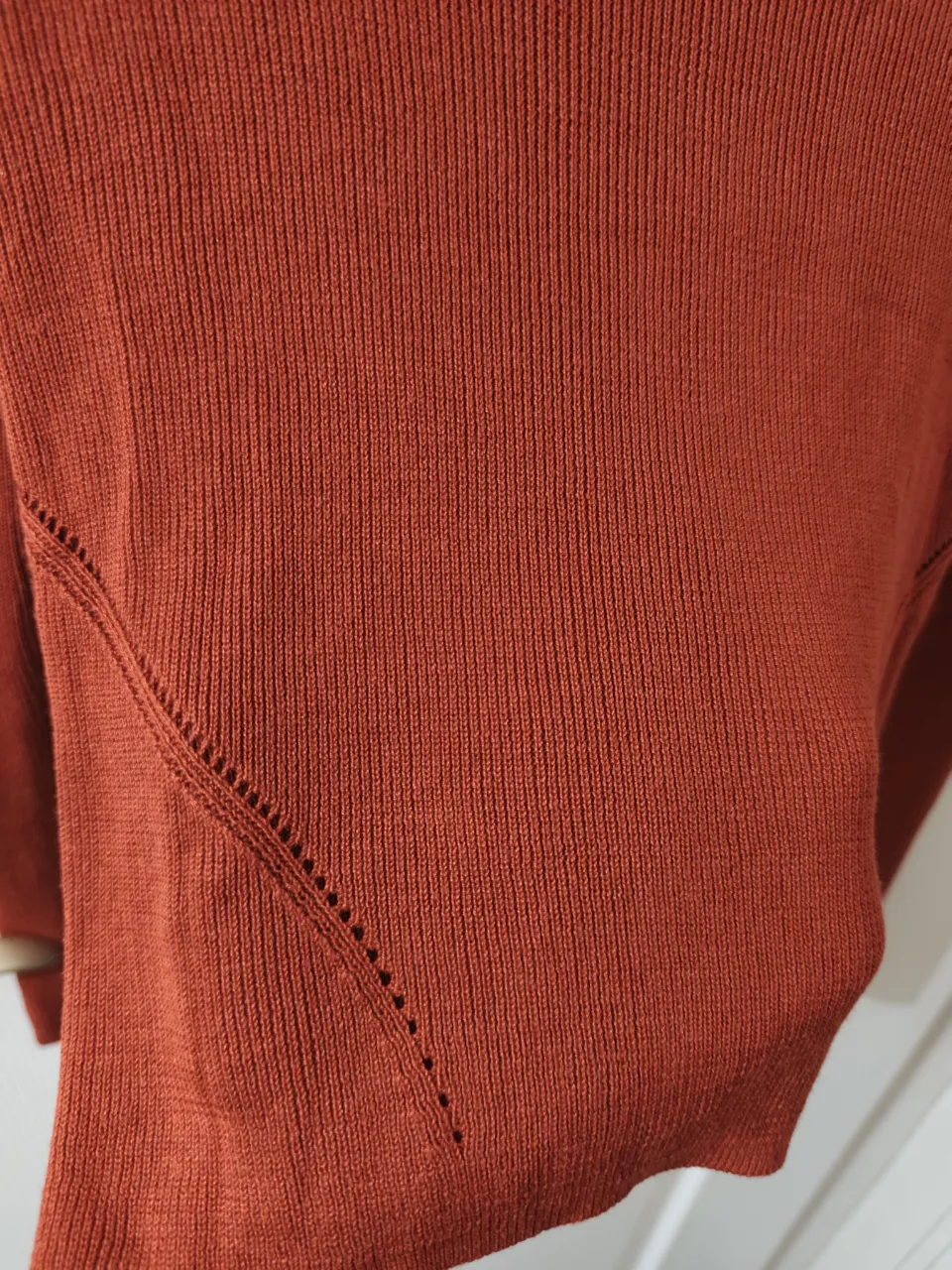 Sweater Divided - imagen 3