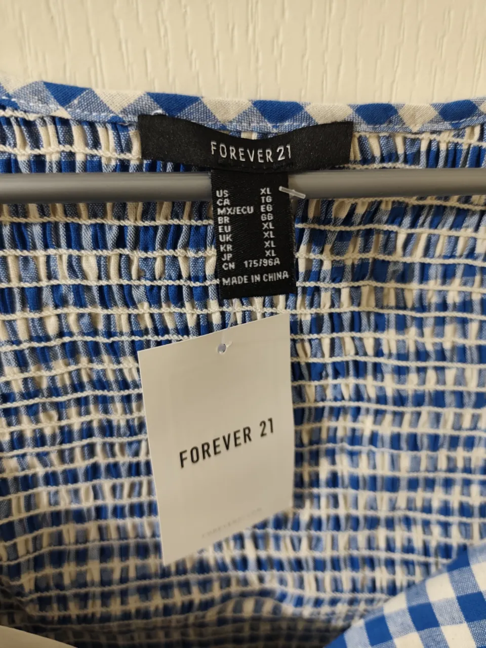 Top Forever 21 - Vista 3