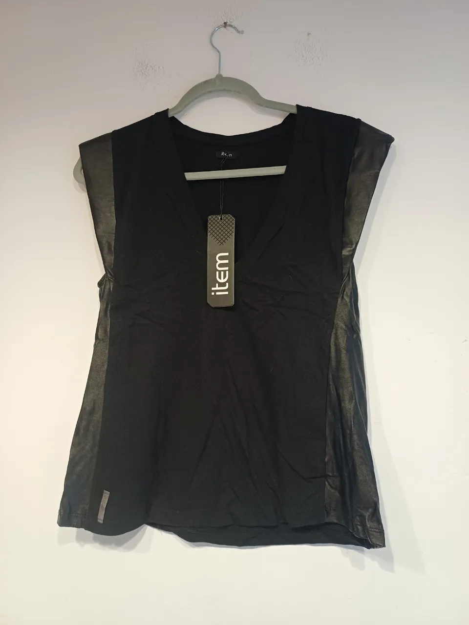 Musculosa Item - imagen 1