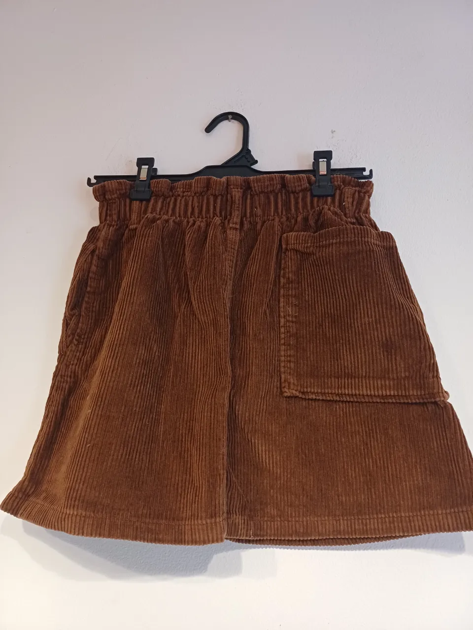 Pollera corta Zara - Vista 2