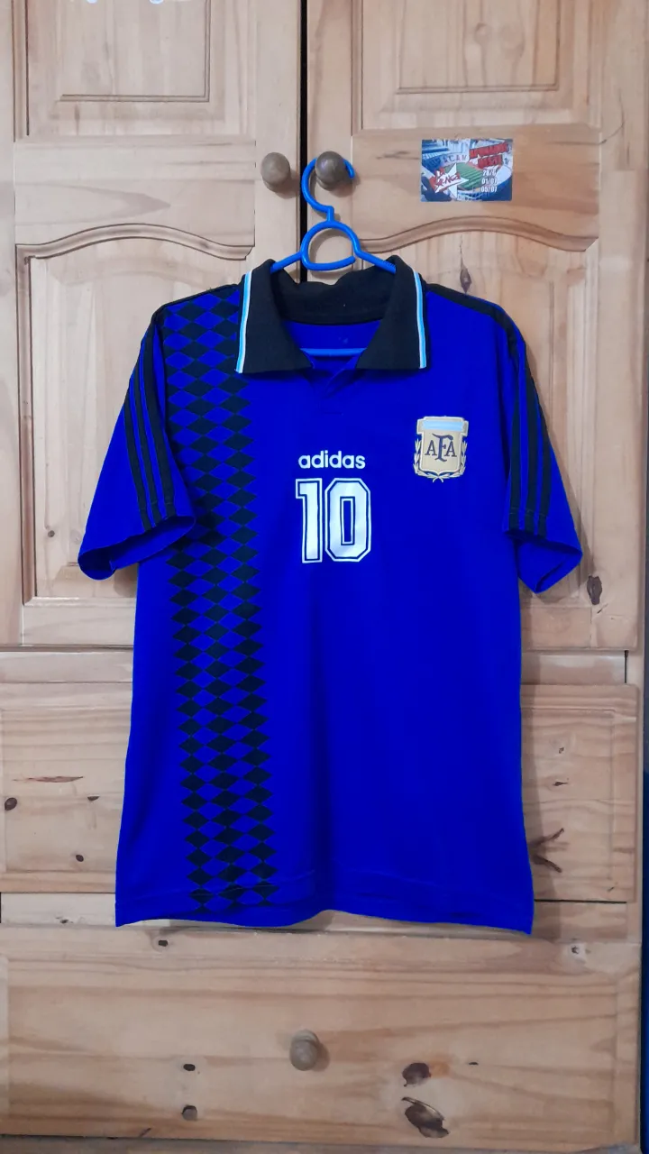 Camiseta adidas