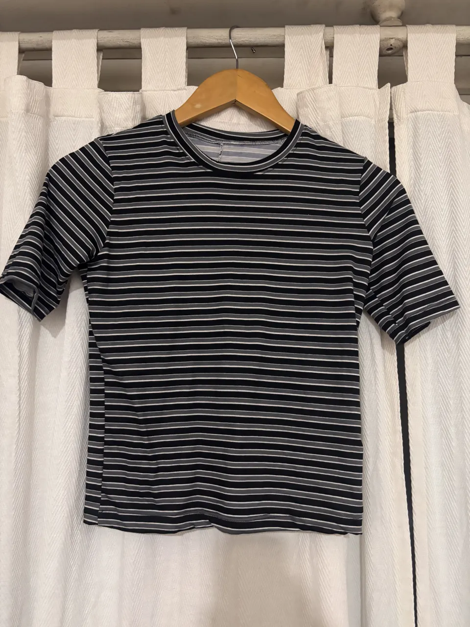 Remera A ≠