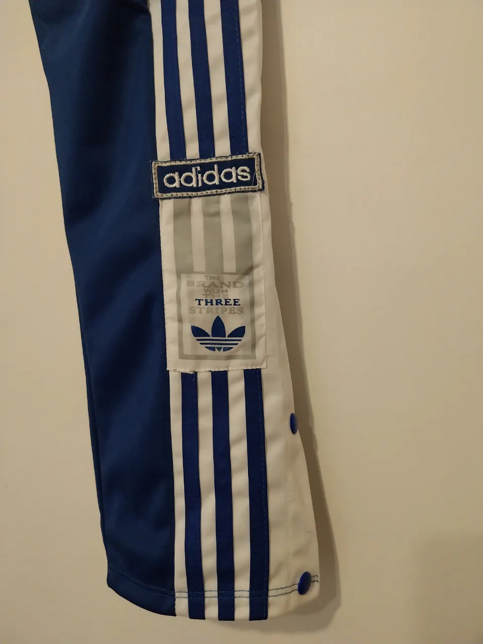 Pantalón Adidas no original - imagen 7