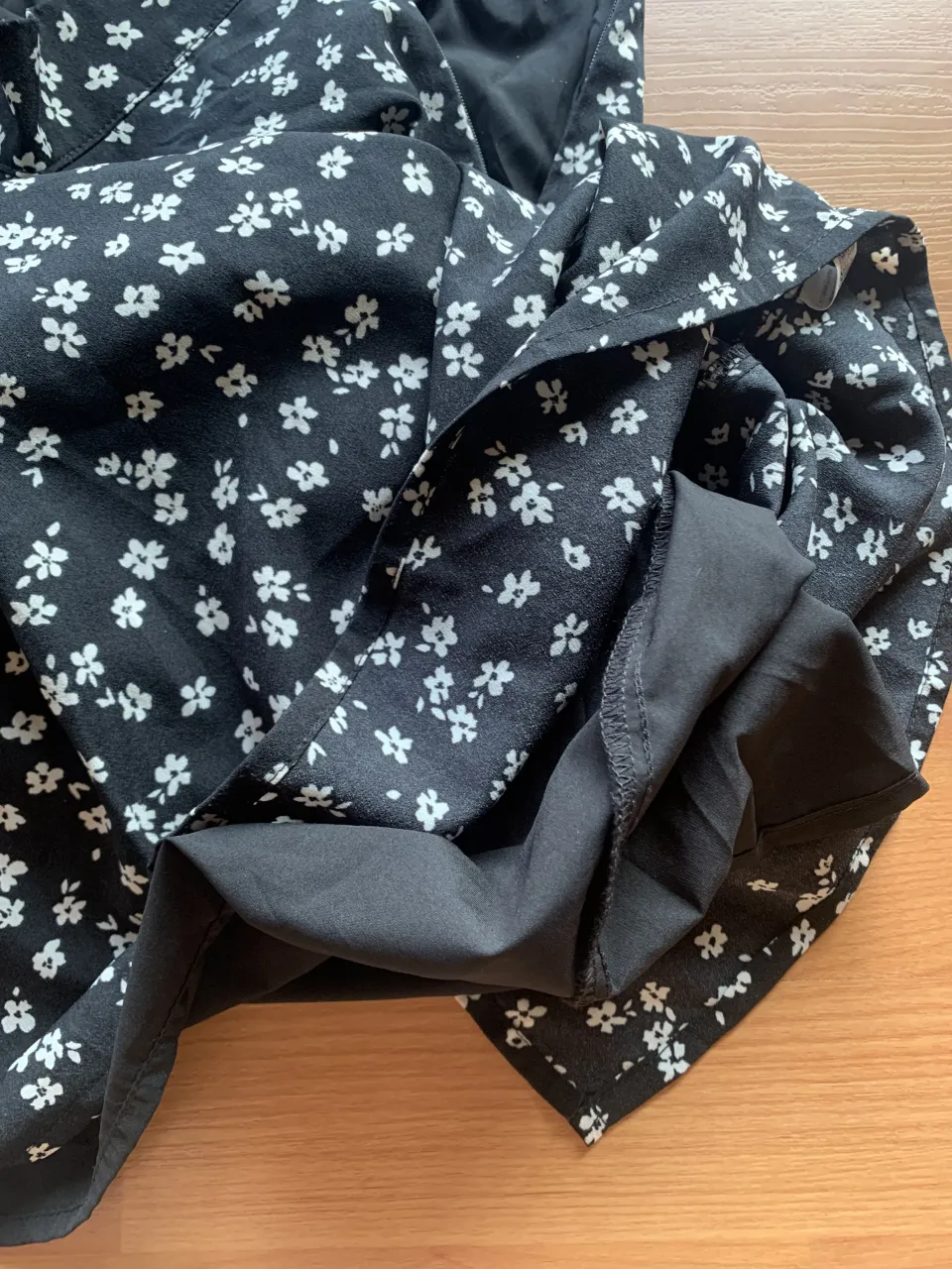 Pollera Dazy shein - Vista 3