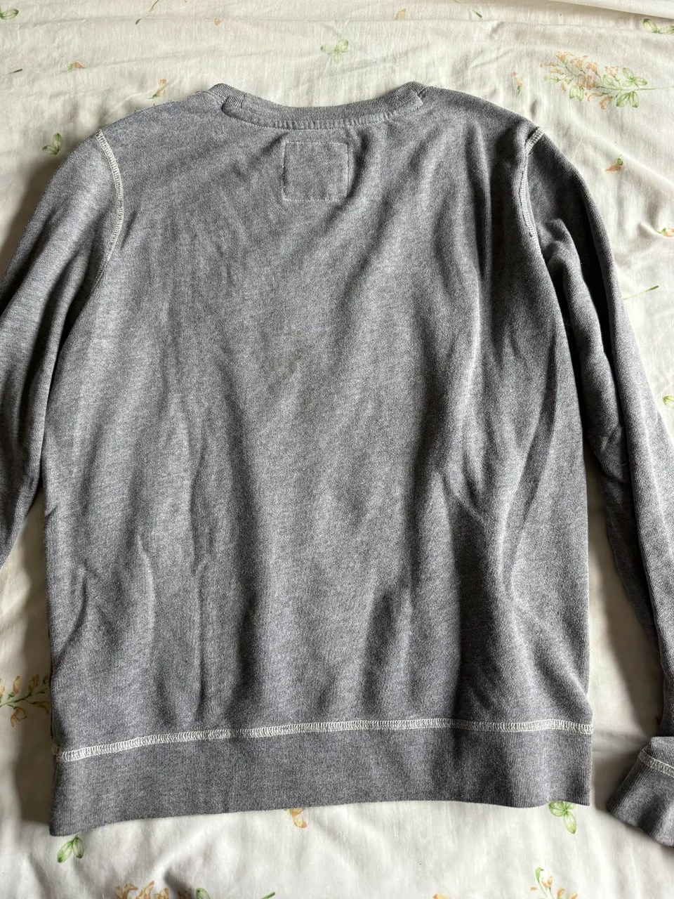 Sweater de cuello redondo Abercrombie & Fitch - imagen 6