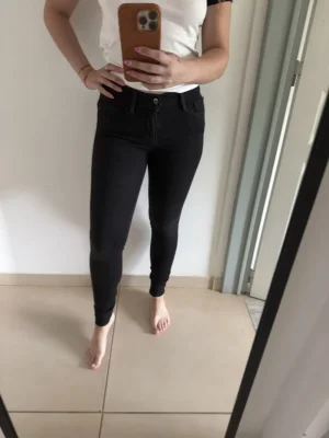 Levi's