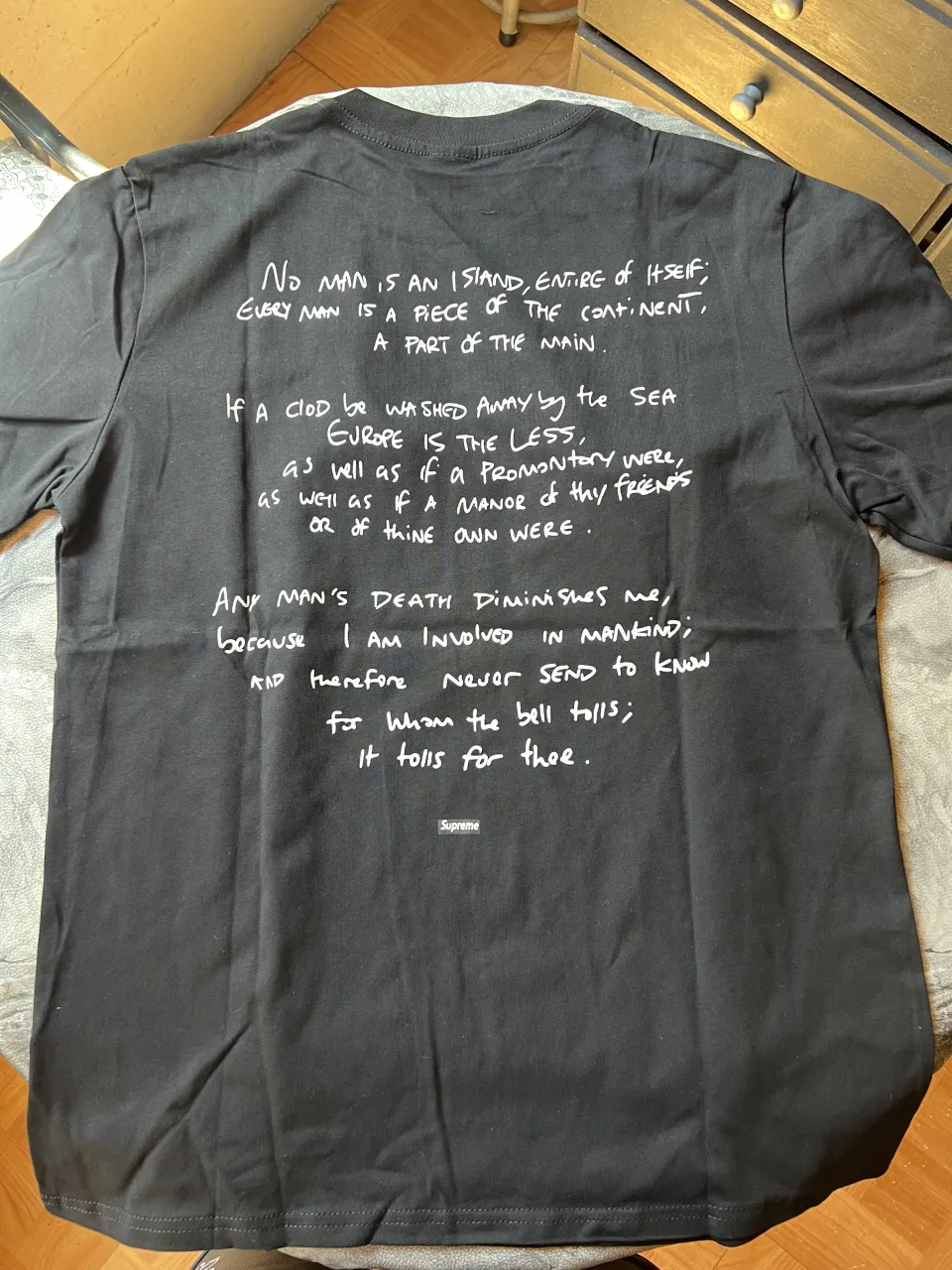 Remera Supreme - Vista 3