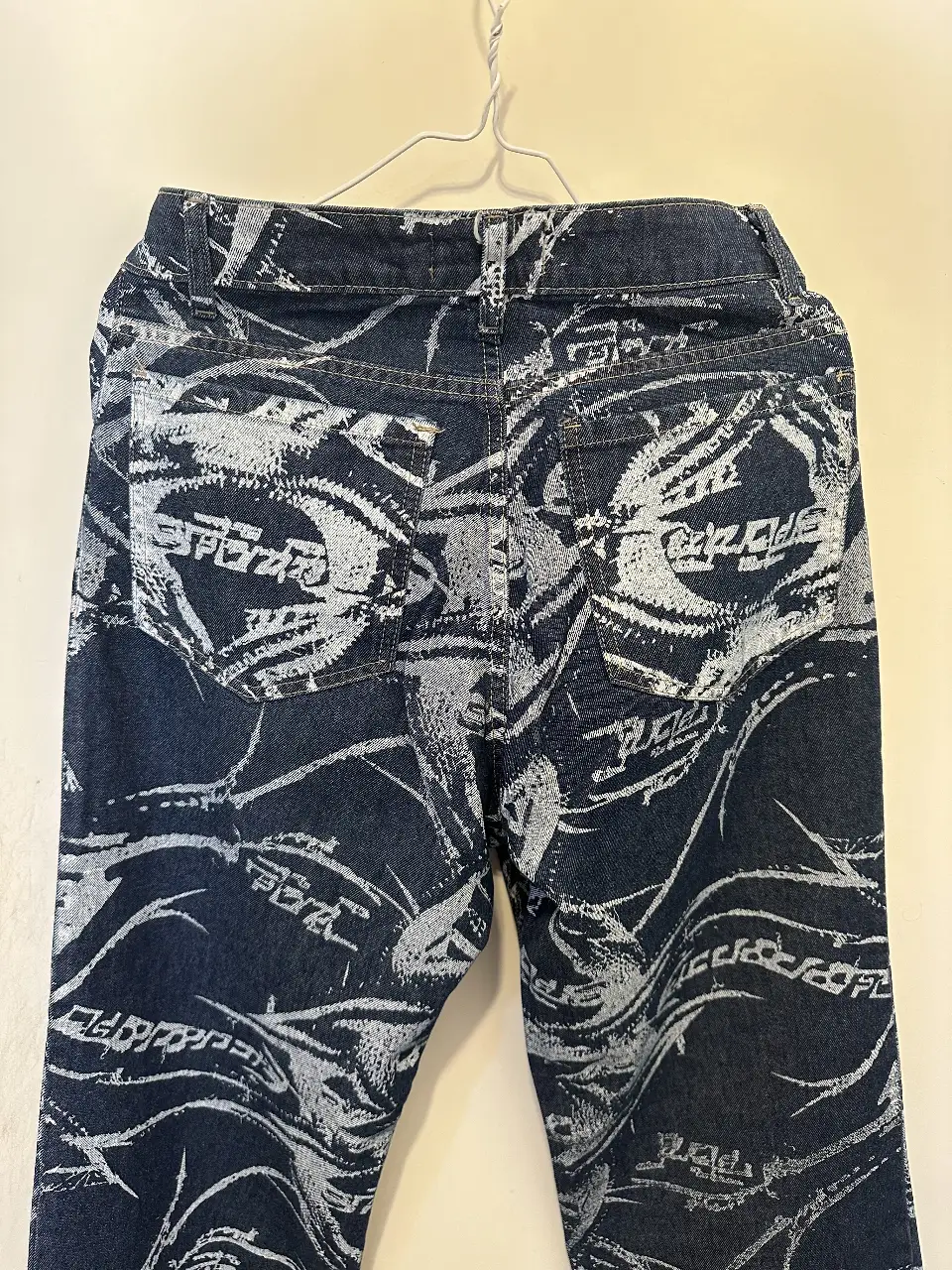 Jean ISEE - imagen 3