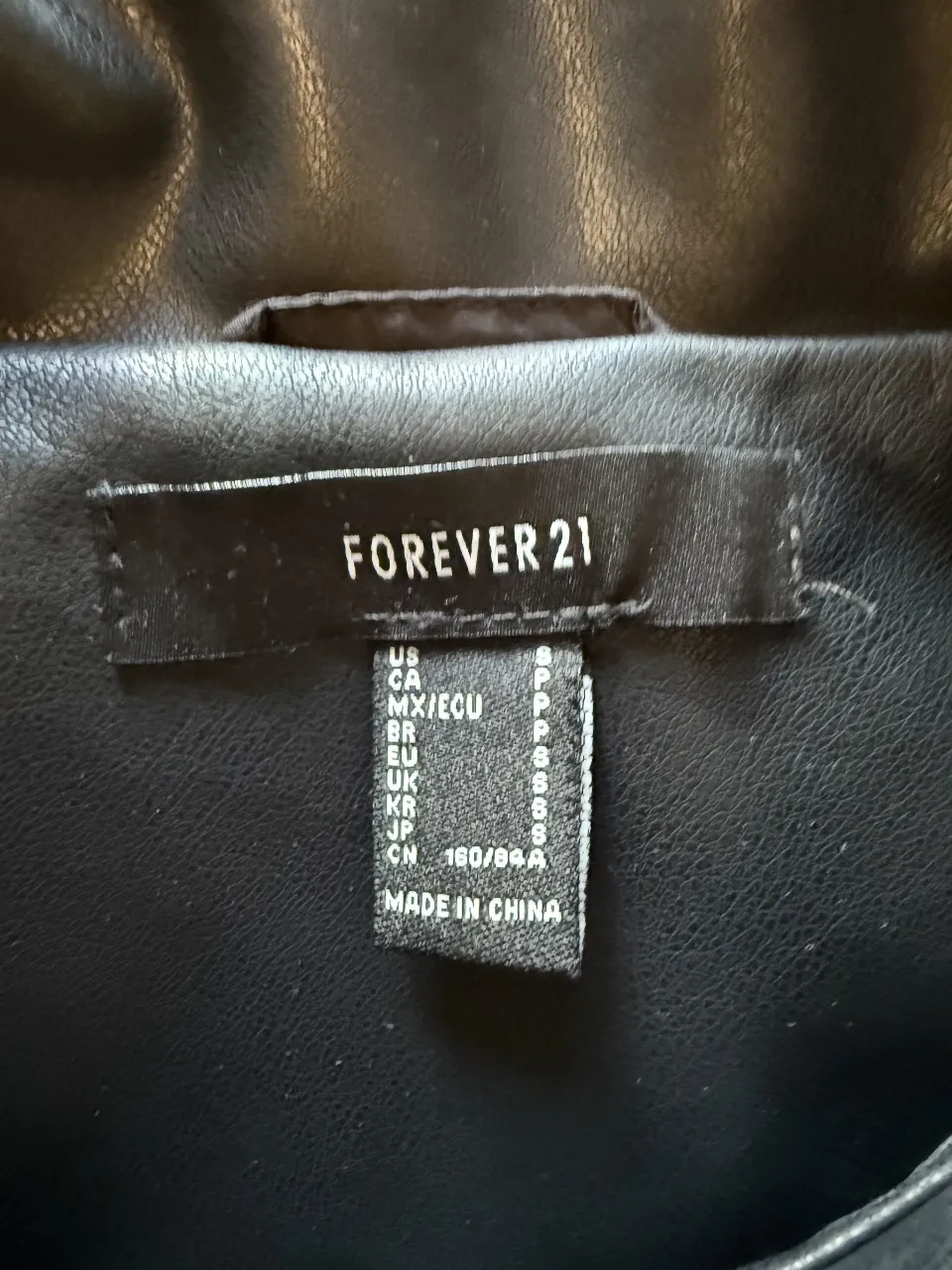 Campera Forever 21 - imagen 5