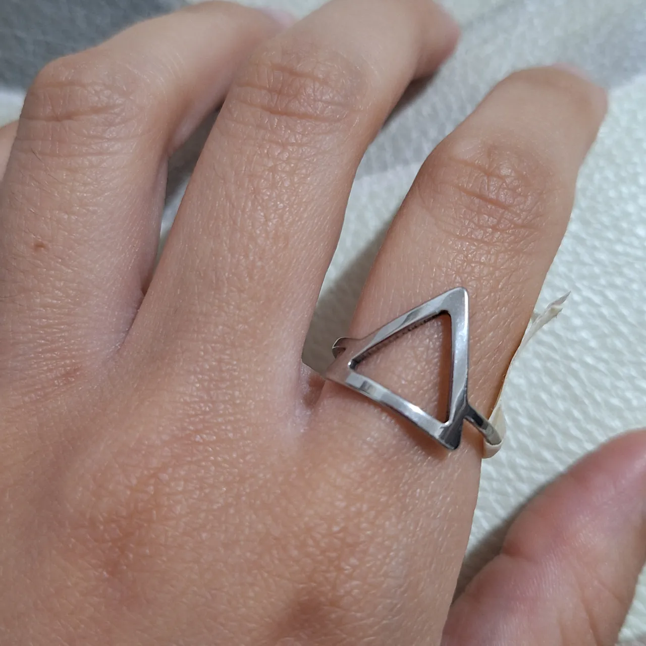 Anillo No tiene exactamente la marca - imagen 3