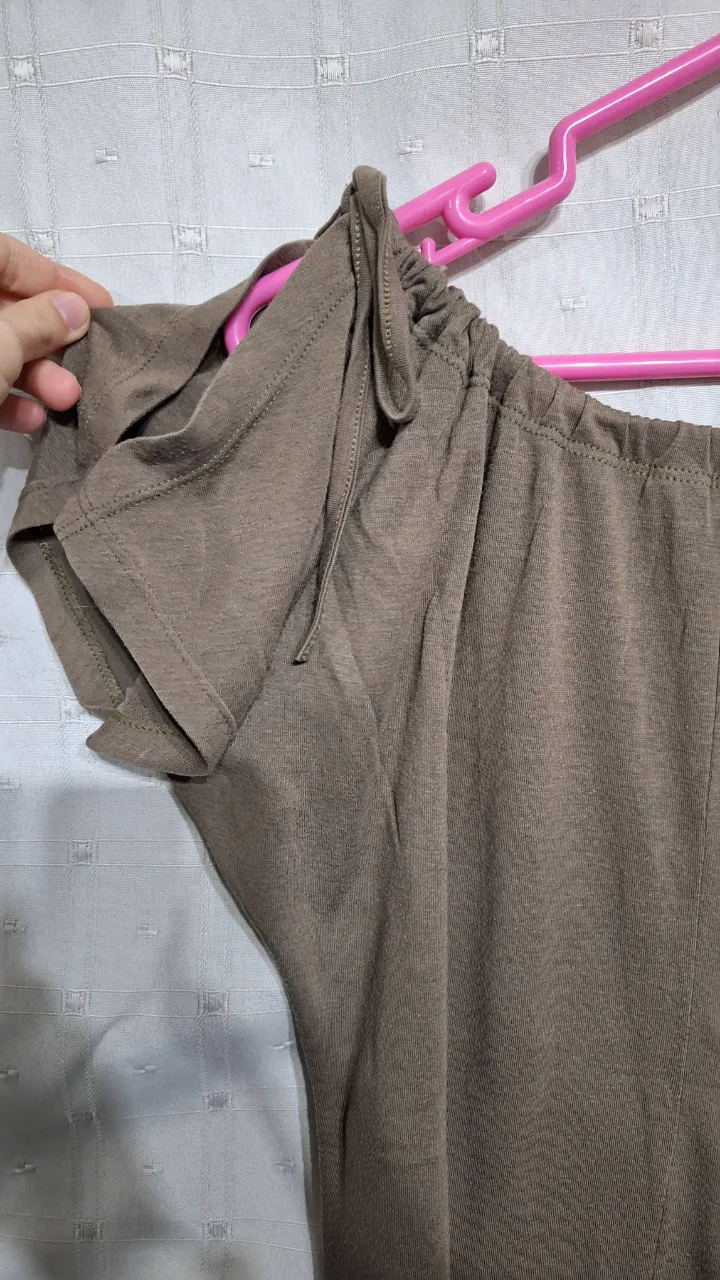 Remera No tiene exactamente la marca - imagen 4