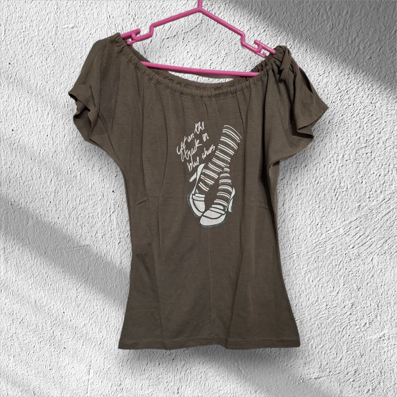 Remera No tiene exactamente la marca - imagen 1