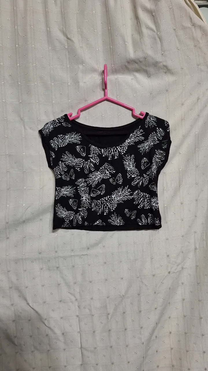Remera No tiene exactamente la marca - imagen 2