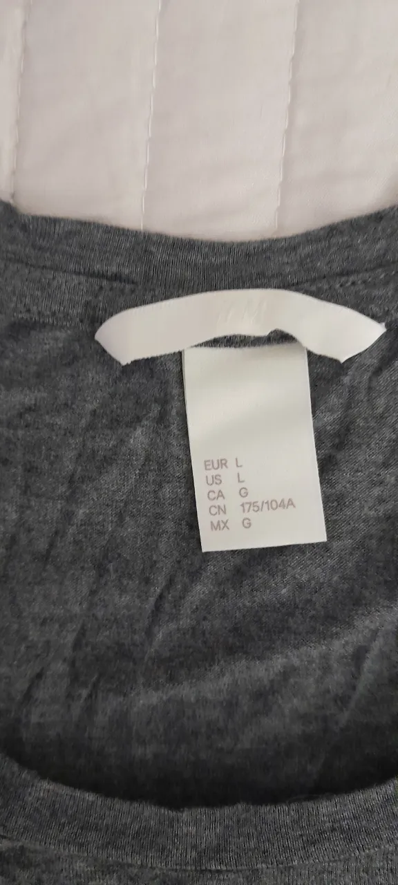 Remera H&M - imagen 3