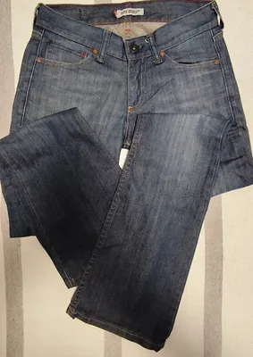 Levi's