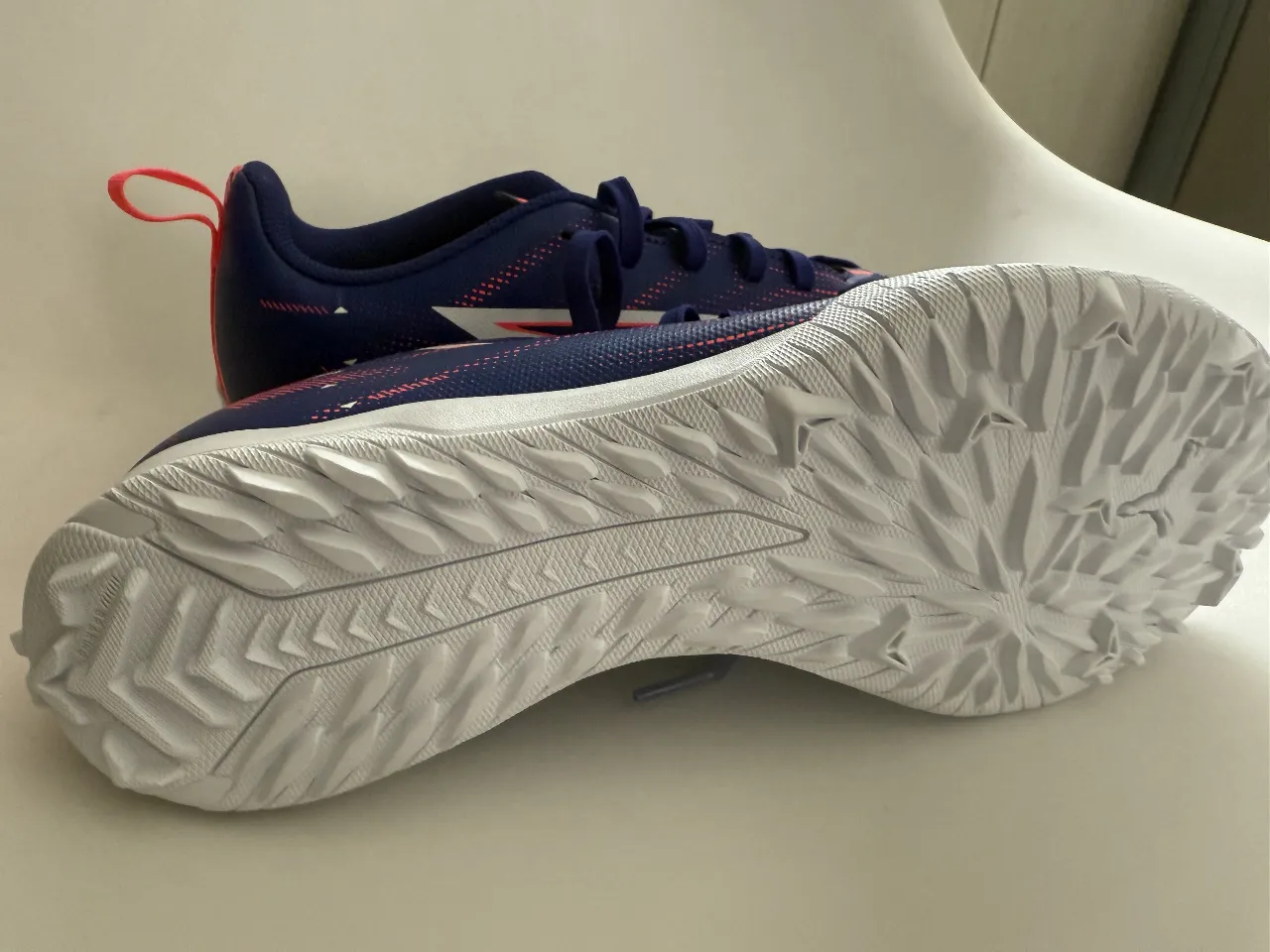 Botín de fútbol Puma - imagen 3