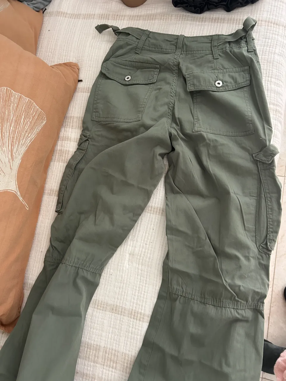 Pantalón Bershka - imagen 2