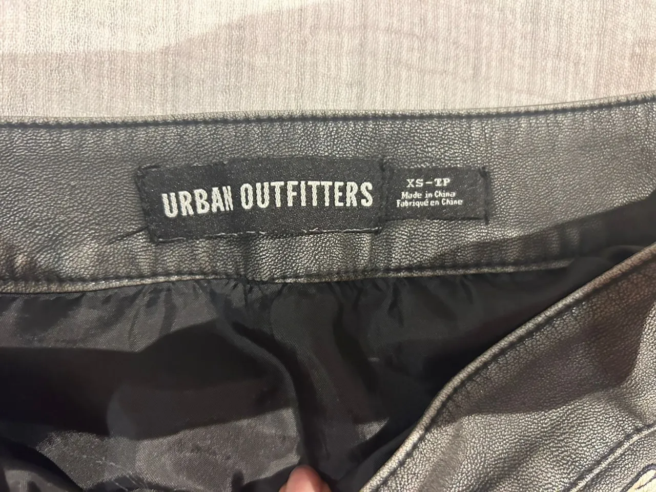 Pollera Urban Outfitters - imagen 3