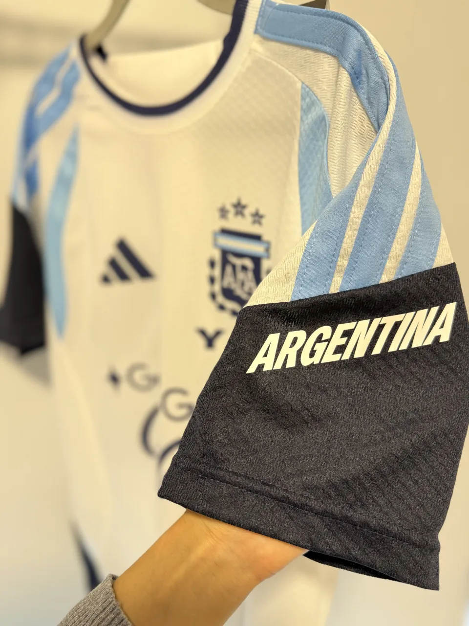 Camiseta adidas - imagen 3