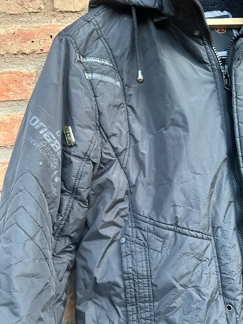 Campera A ≠ - imagen 3